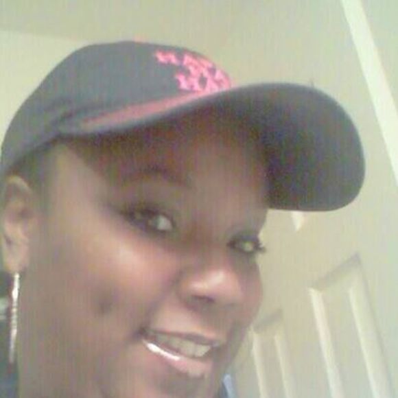 Meet your Posher, Moneshia 'mo' - Picture 1 of 1